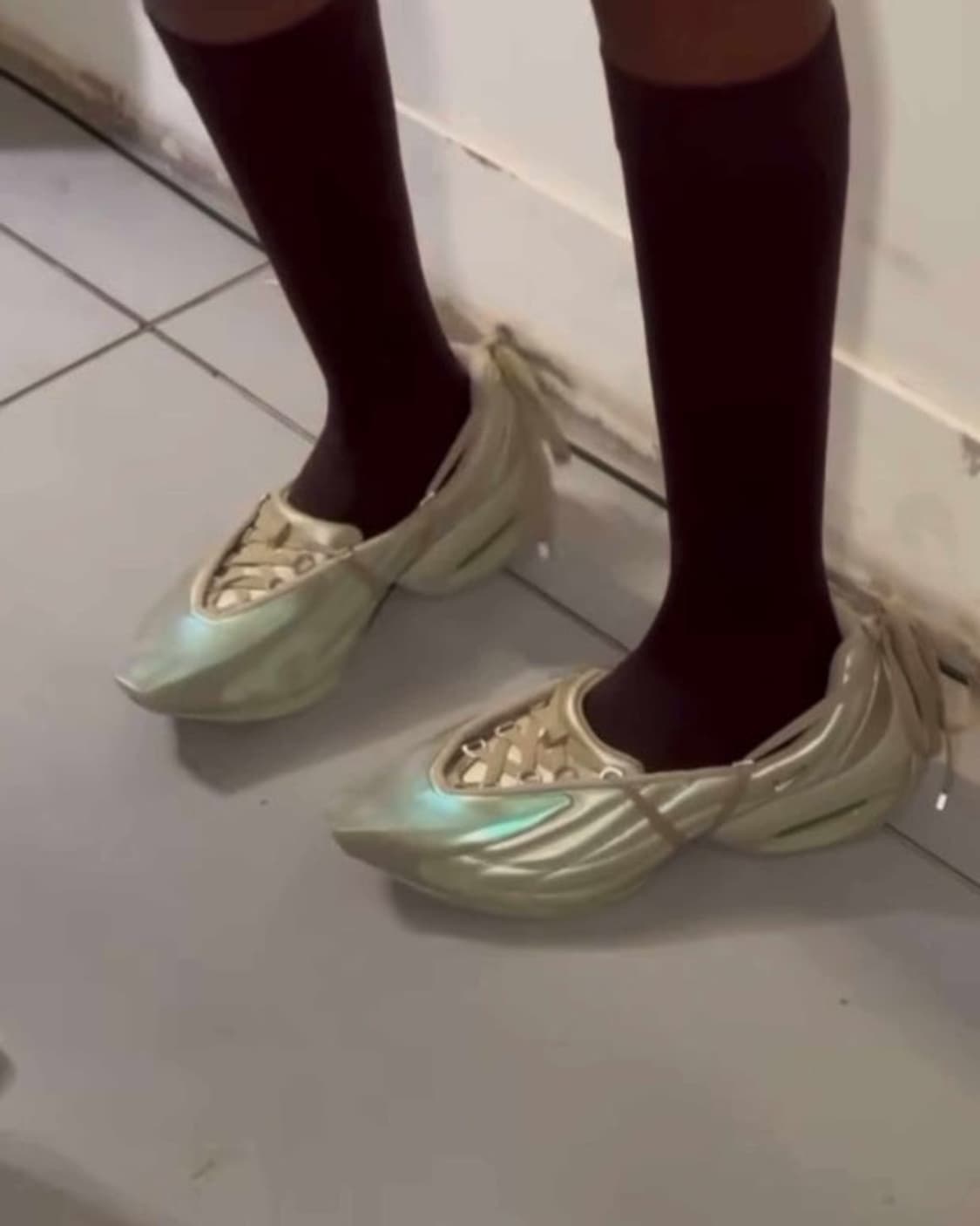 나이키 x Knwls(노울스) 에어맥스 뮤즈 베이지 250 상품이미지1