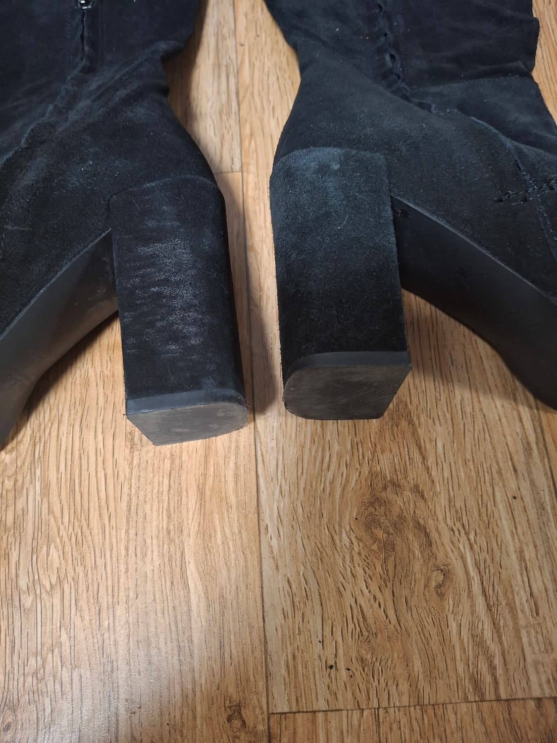 자라 블랙 스웨이드 롱부츠 상품이미지3