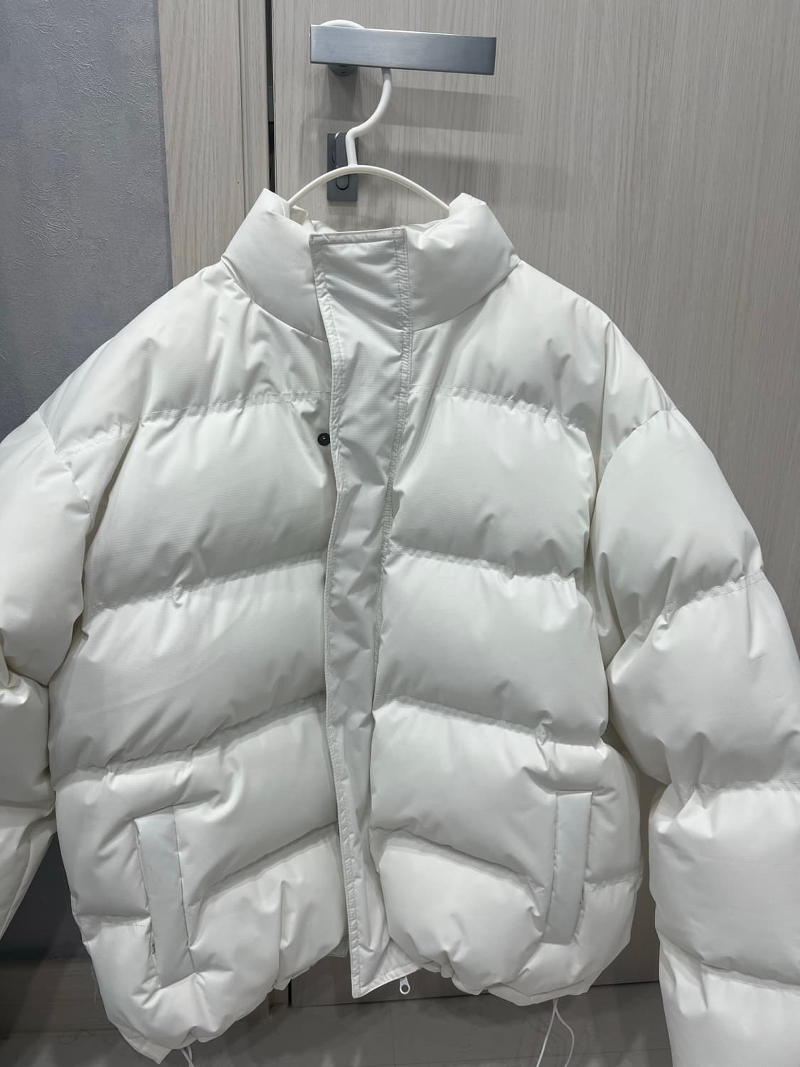 코드스탠다드 에센셜 푸퍼 숏패딩 상품이미지2