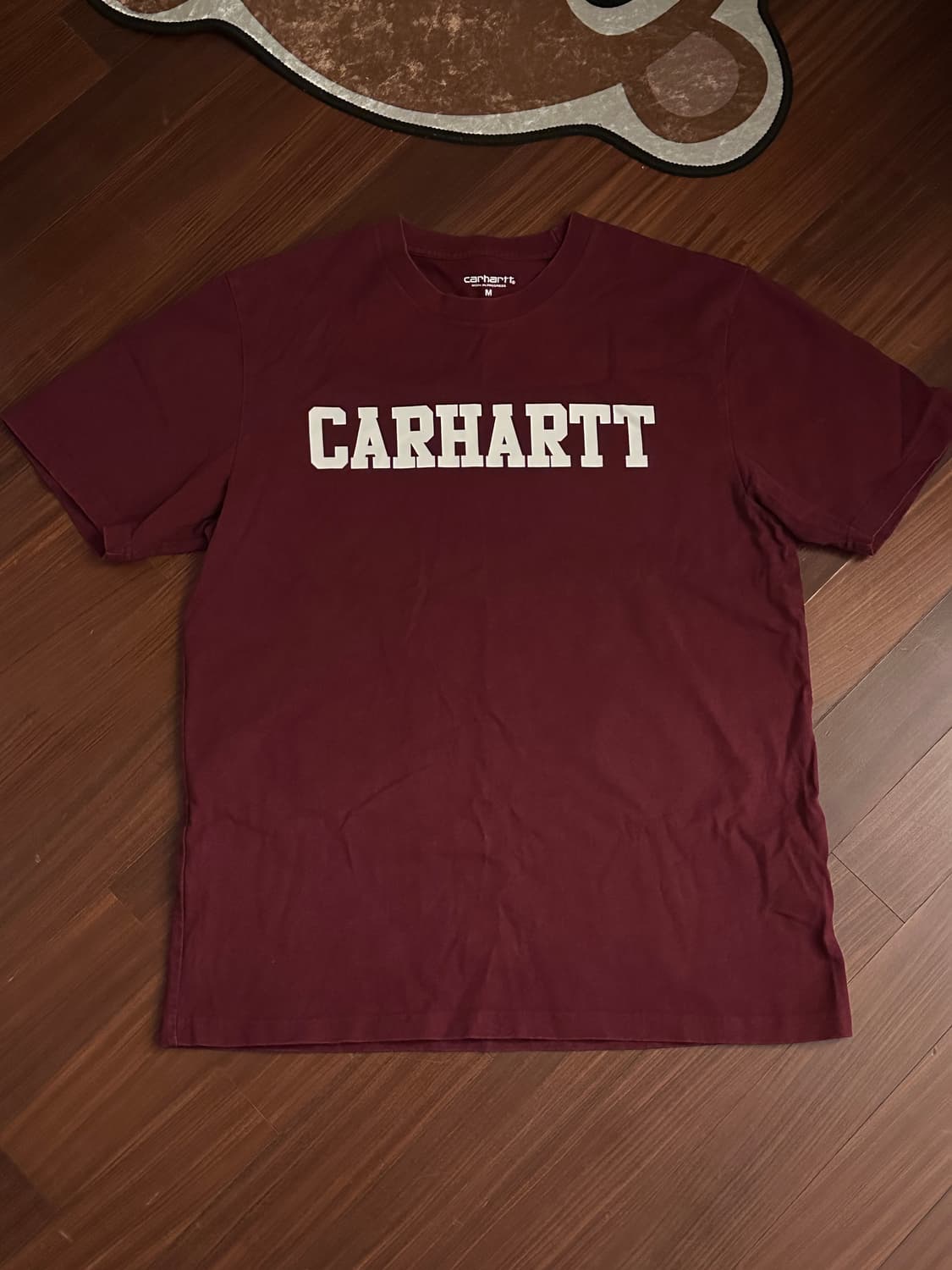 칼하트 버건디 반팔 티셔츠 상품이미지1