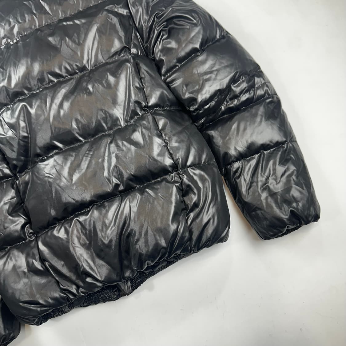 리바이스 데니즌 블랙 유광 패딩 상품이미지10