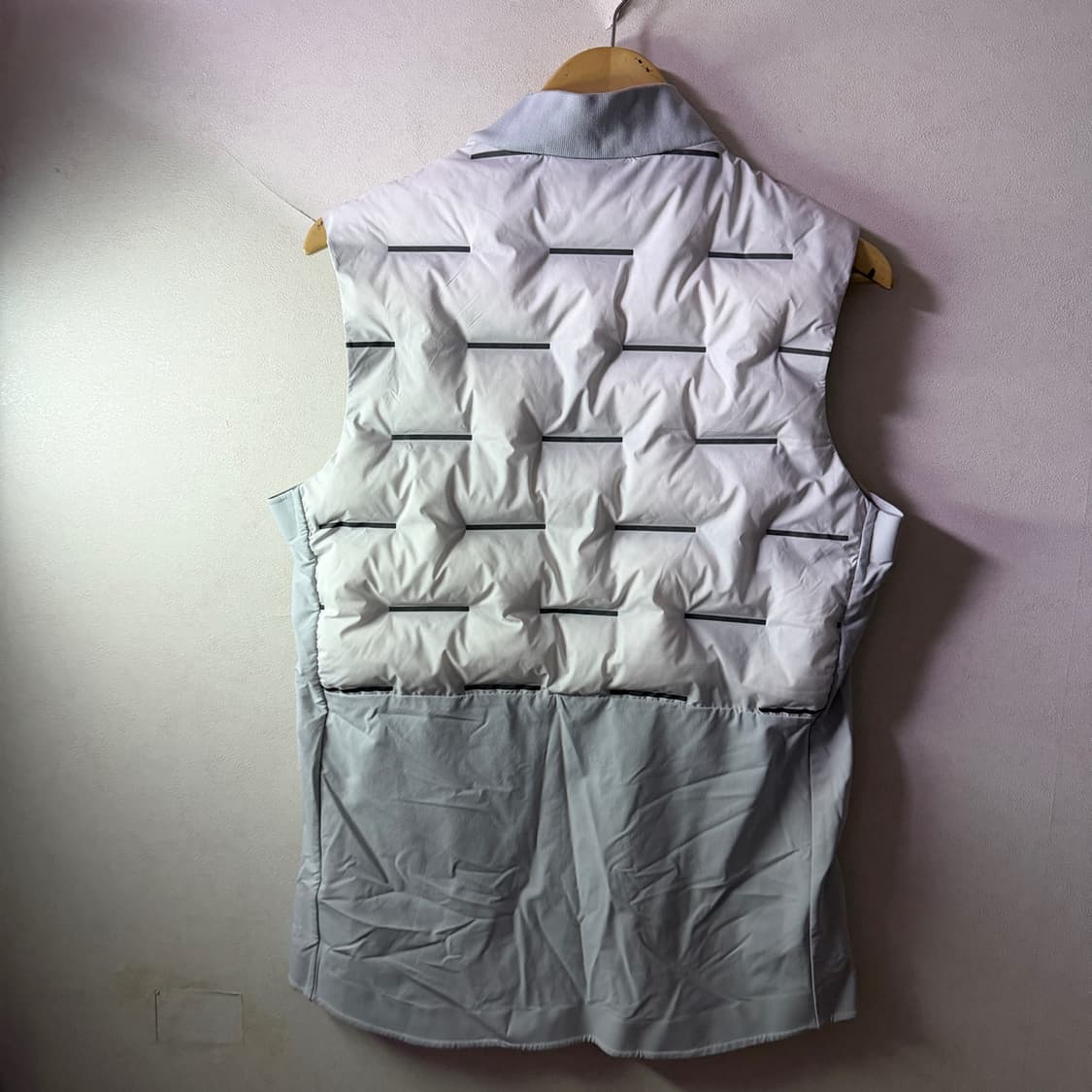 제이린드버그 쉴드 골드 베스트 패딩점퍼 M (남성 95정도) 상품이미지4