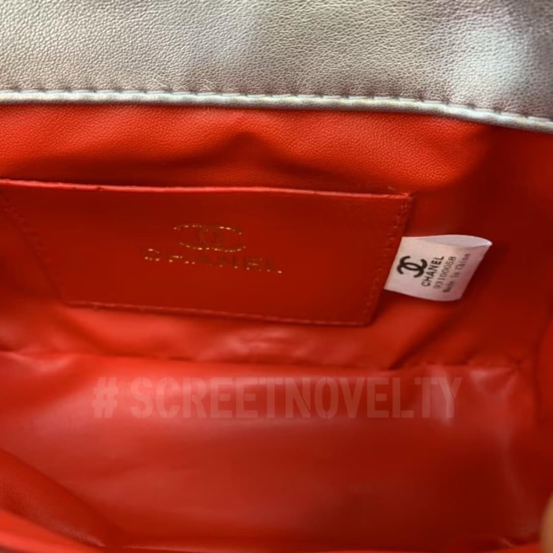 샤넬 퀄팅 하트참 클래식 이니셜 체인백 숄더백 상품이미지5