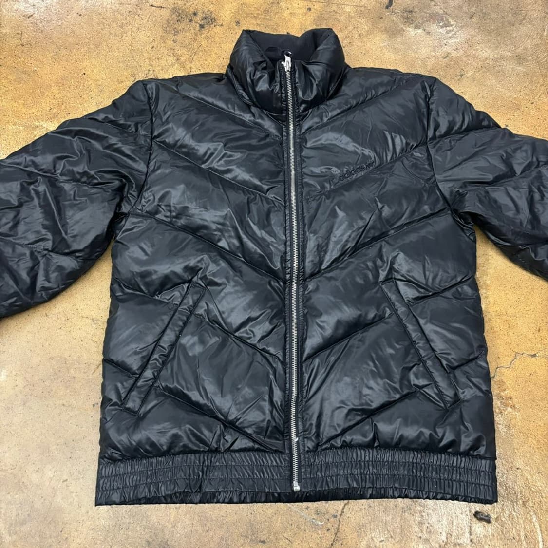 아디다스 블랙 패딩 95 상품이미지3