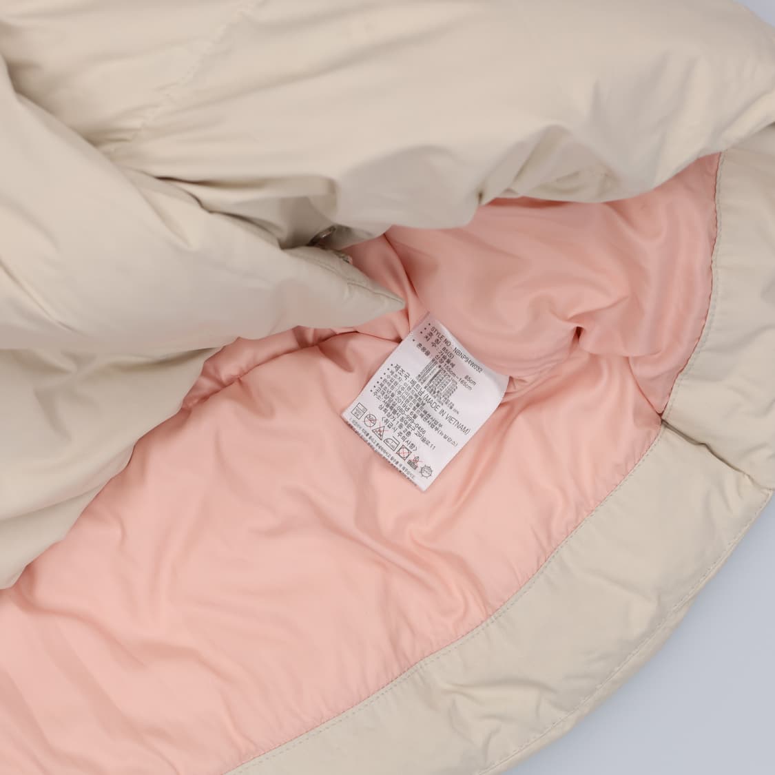 [85S] 뉴발란스 여성 구스다운 후드 패딩 1103HR2 상품이미지10