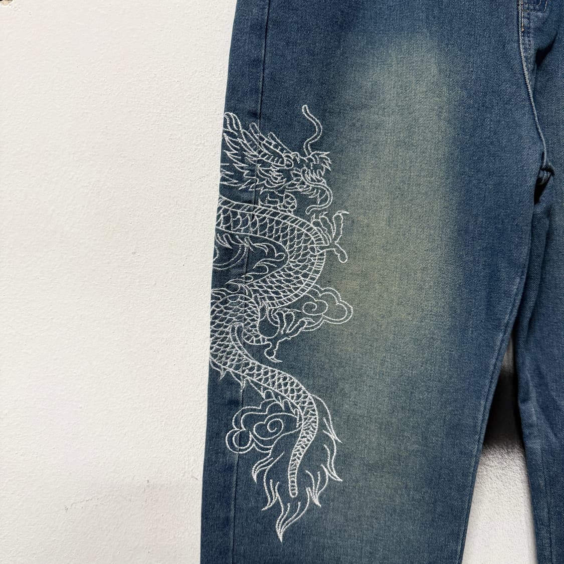 VTG 빈티지 카라쿠리맛 오리엔탈 용 자수 디테일 데님 와이드 팬츠 상품이미지3