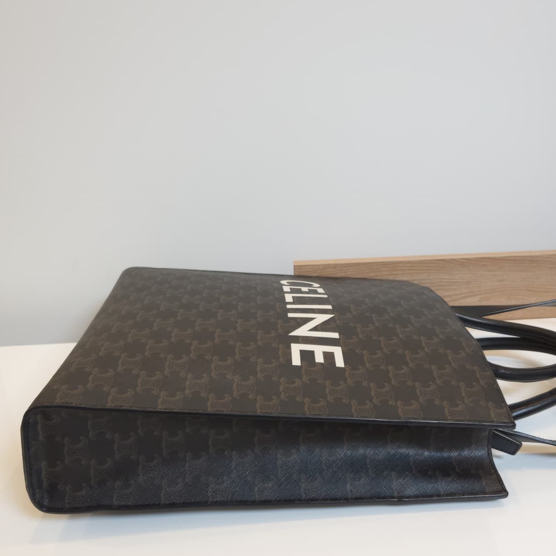 셀린느 트리오페 버티컬 카바스백 미디움 상품이미지6