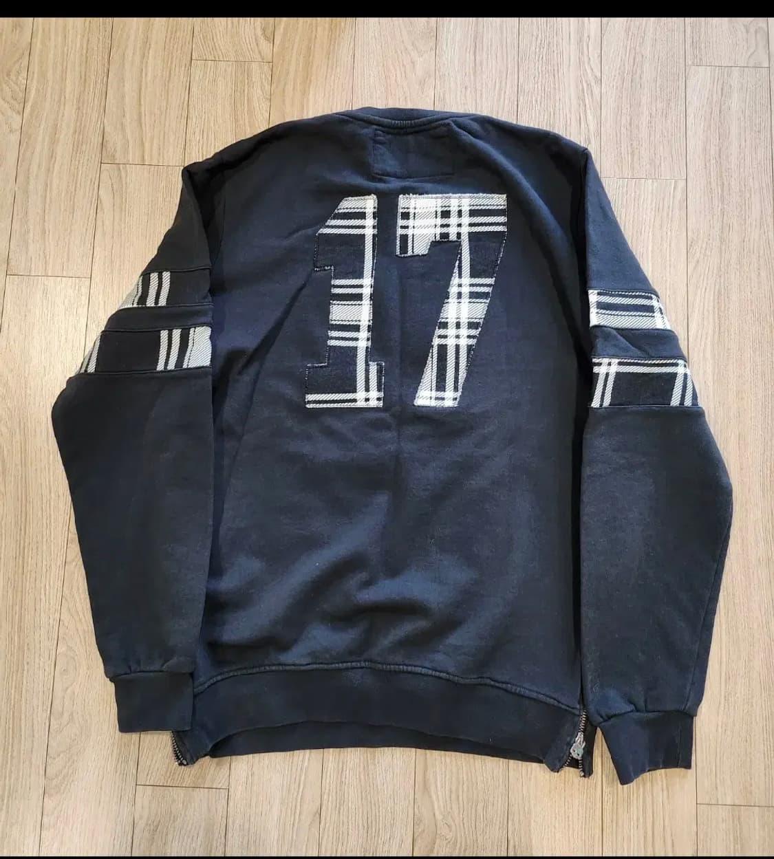 하이드로겐 맨투맨 판매합니다 상품이미지4