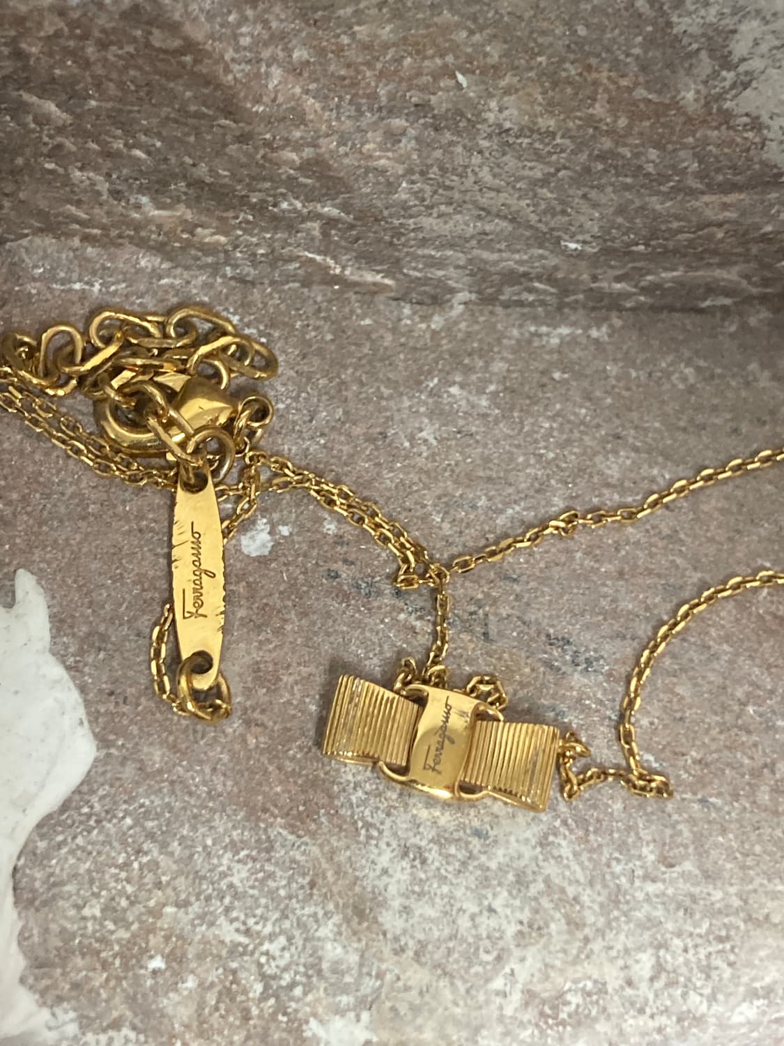 페라가모 바라 펜던트 네크리스 상품이미지6