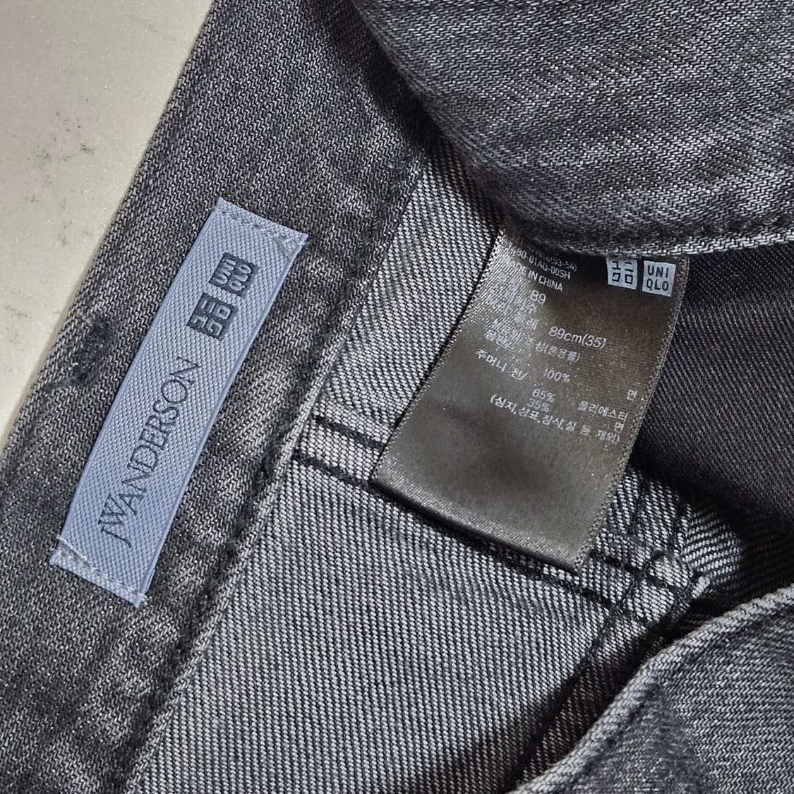 35 유니클로 흑청 JW앤더슨 스트레이트 진 상품이미지4