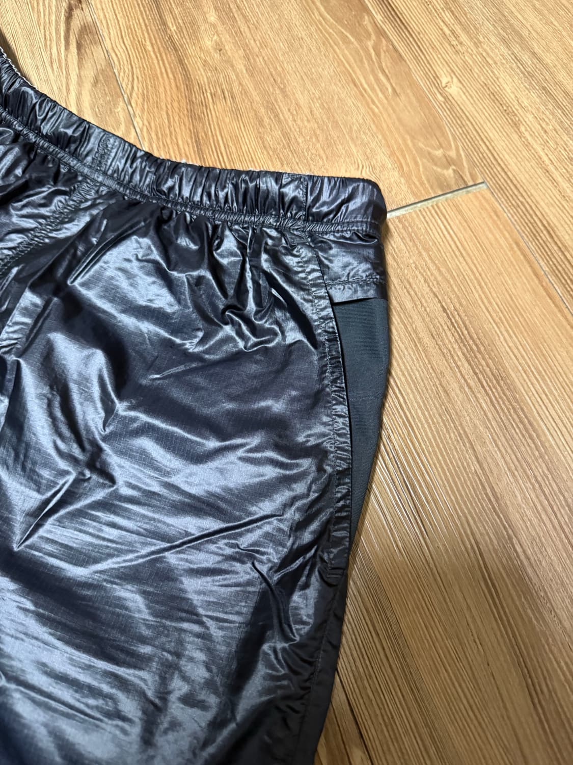 몽벨 반바지 #비닐느낌 상품이미지4