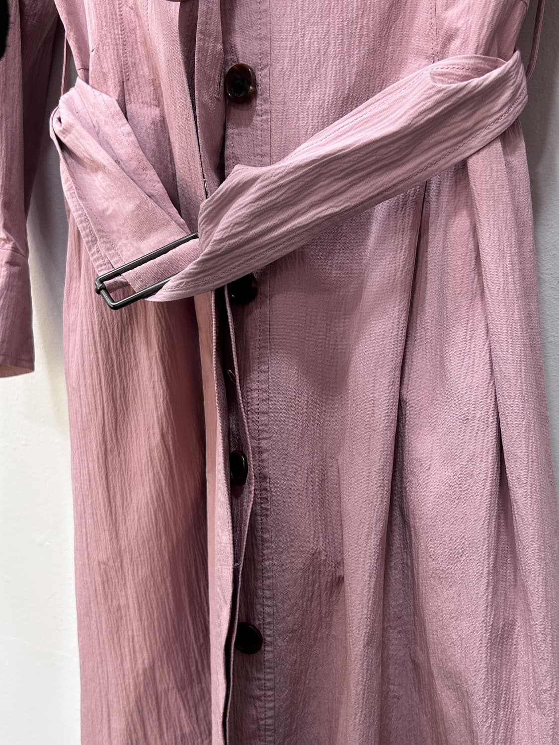 질스튜어트 바스락 벨티드 트렌치 코트 66 연핑크 상품이미지4