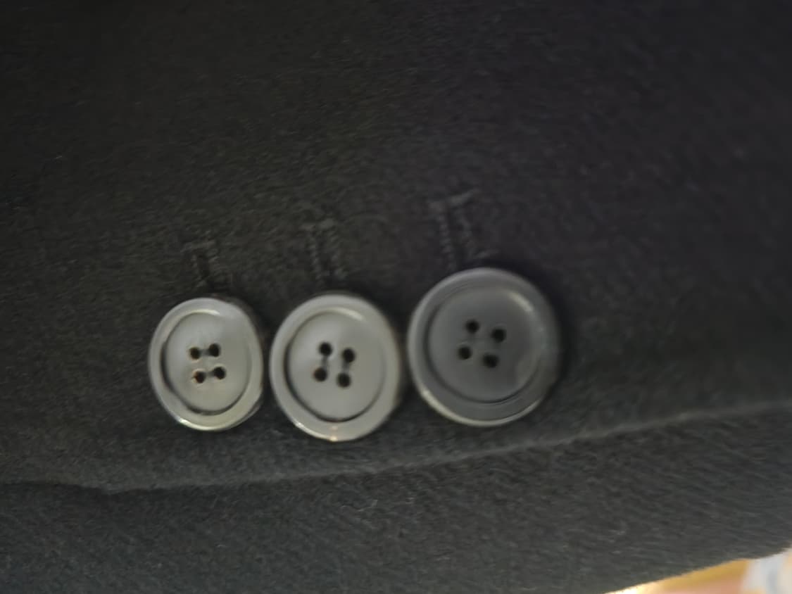 솔리드옴므 블랙 싱글코트 46사이즈 팝니다 상품이미지3