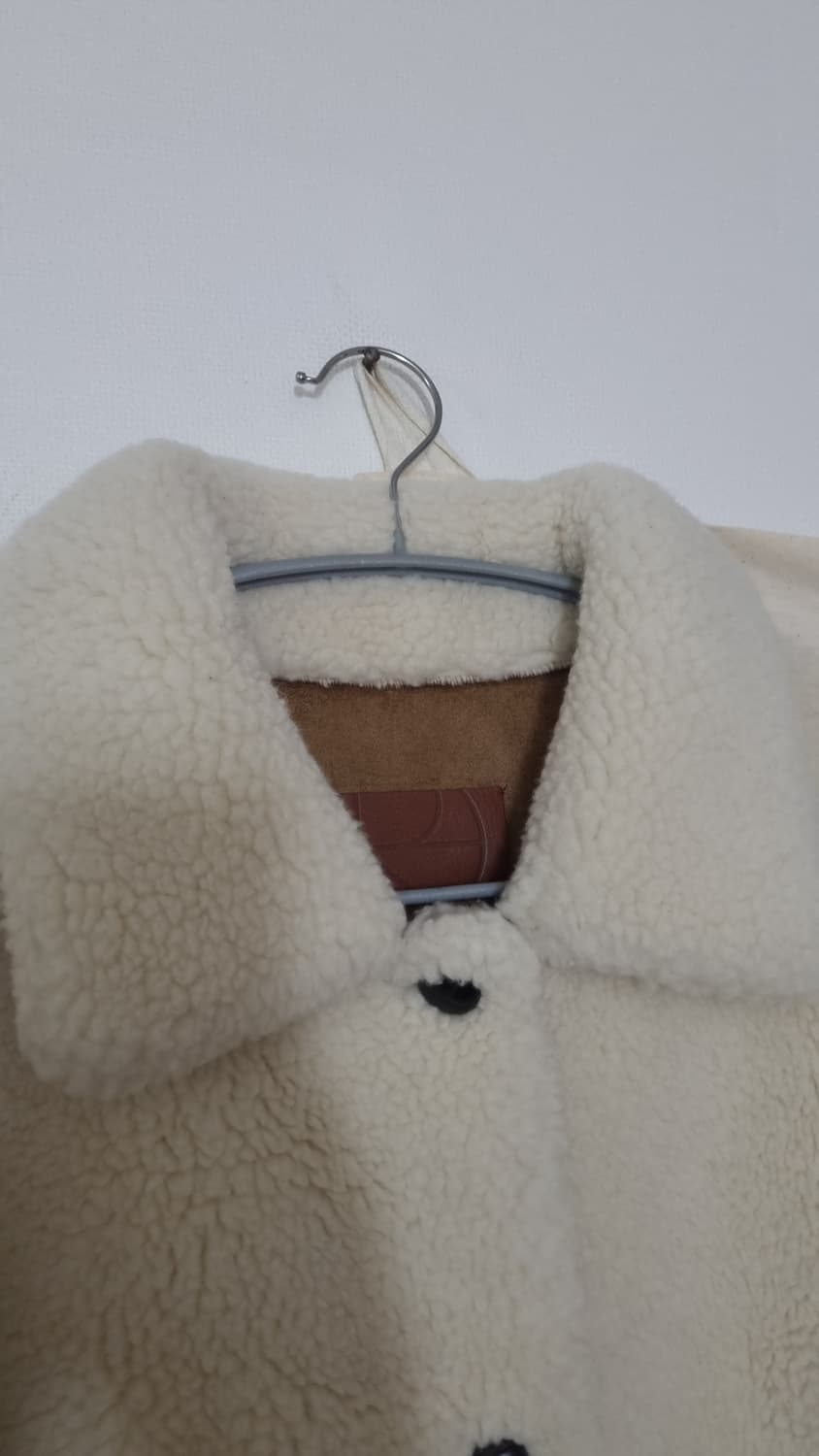 ORE(오어) huggy shearing coat 상품이미지3