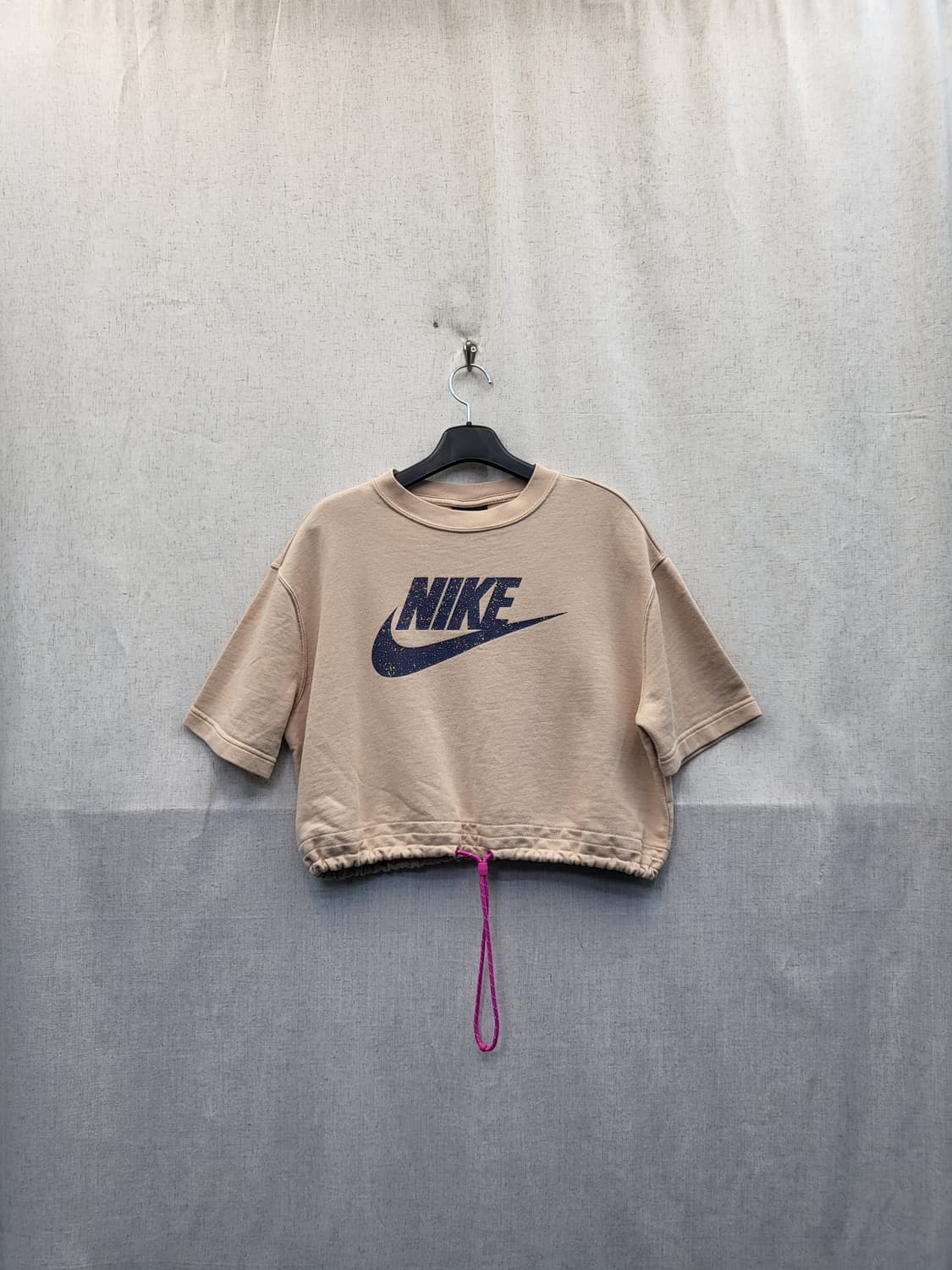 나이키 크롭 반팔티 베이지 상품이미지1