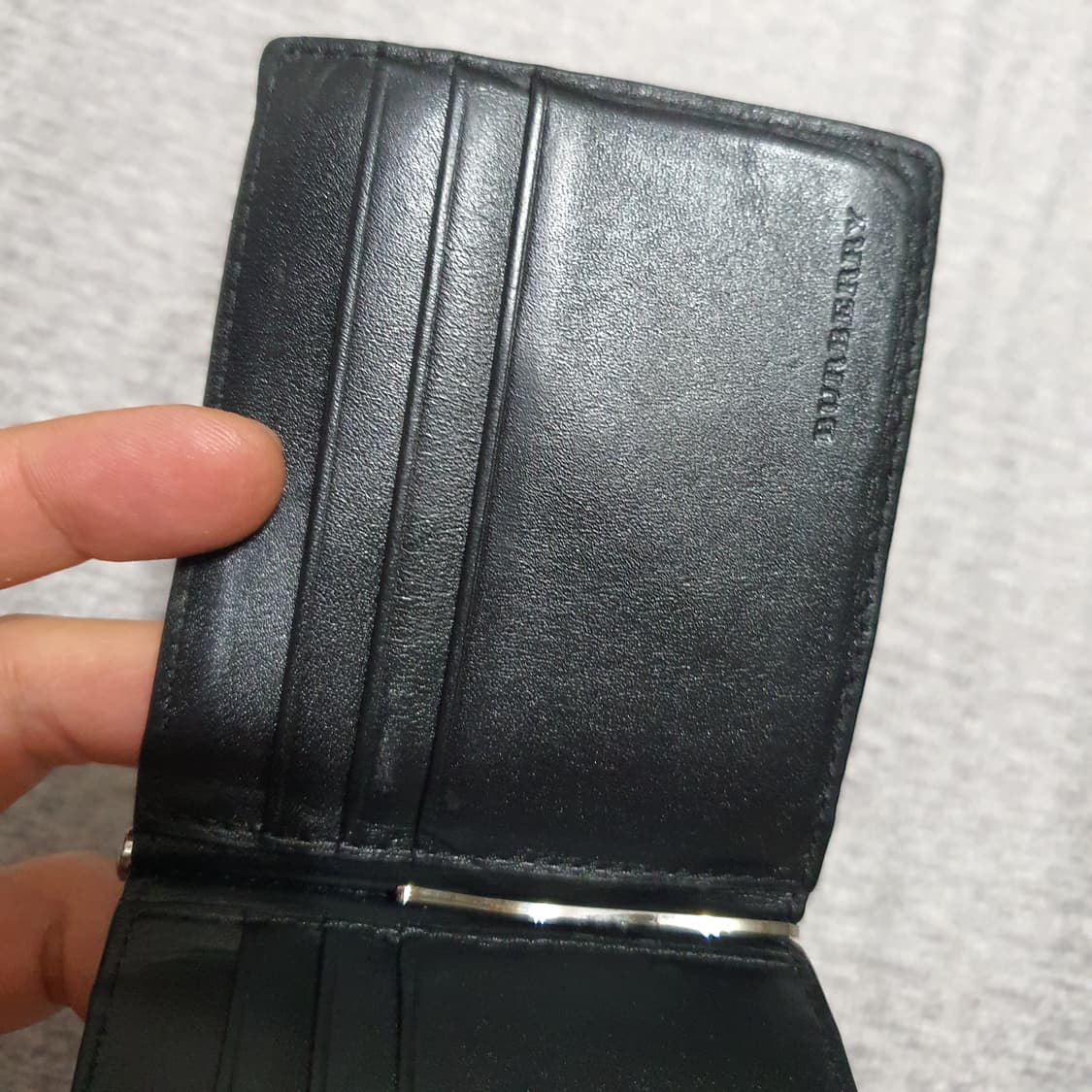 정품 버버리 체크 남성 머니클립 상품이미지8