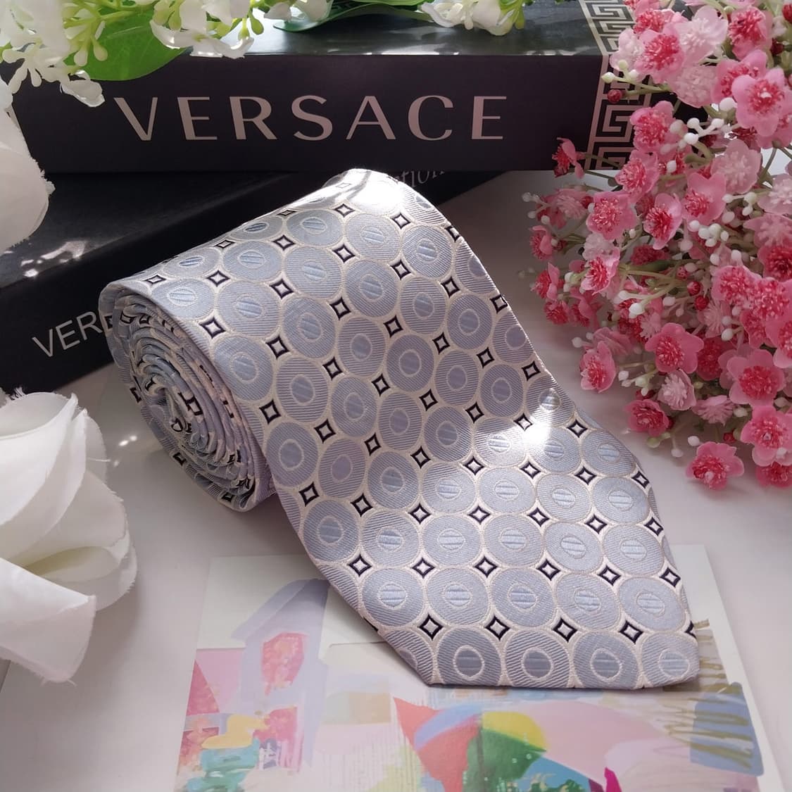 베르사체 스카이블루 자카드 패턴 넥타이 9.6cm A~B등급 K2400
 상품이미지3