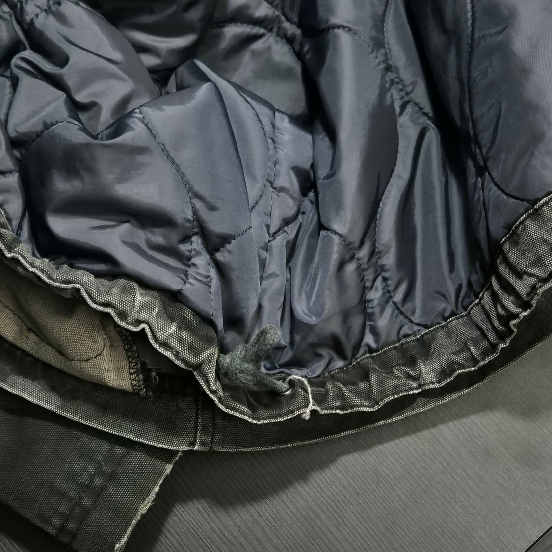 C.P 컴퍼니 카모 누빔 105사이즈 후드자켓 상품이미지4