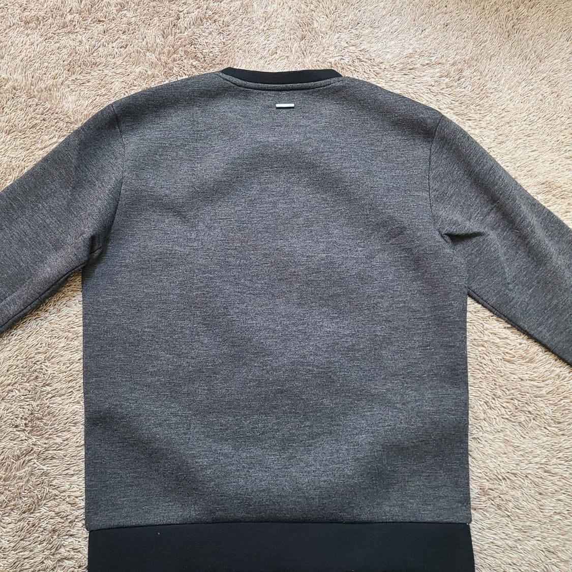 솔리드옴므  맨투맨 상품이미지3