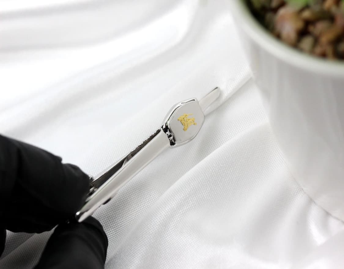 버버리 B+등급 5.9cm 신형 남자 명품 넥타이핀 상품이미지4