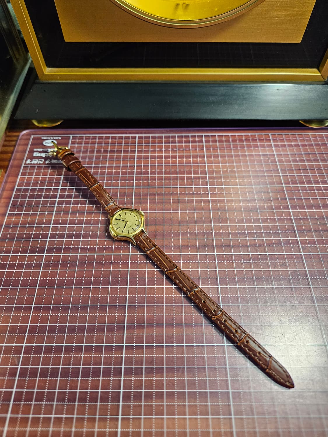 오메가 드빌 코브라 cal.620 핸드와인딩(수동)빈티지 여성 가죽 시계 상품이미지5