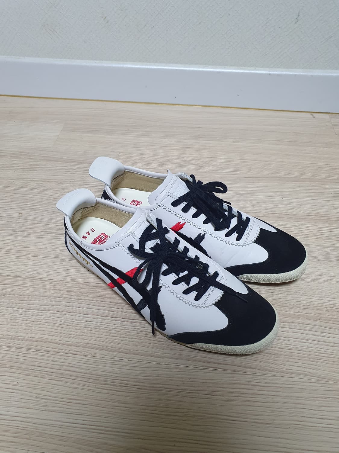 오니츠카타이거 멕시코66 디럭스 가부키 270 상품이미지2