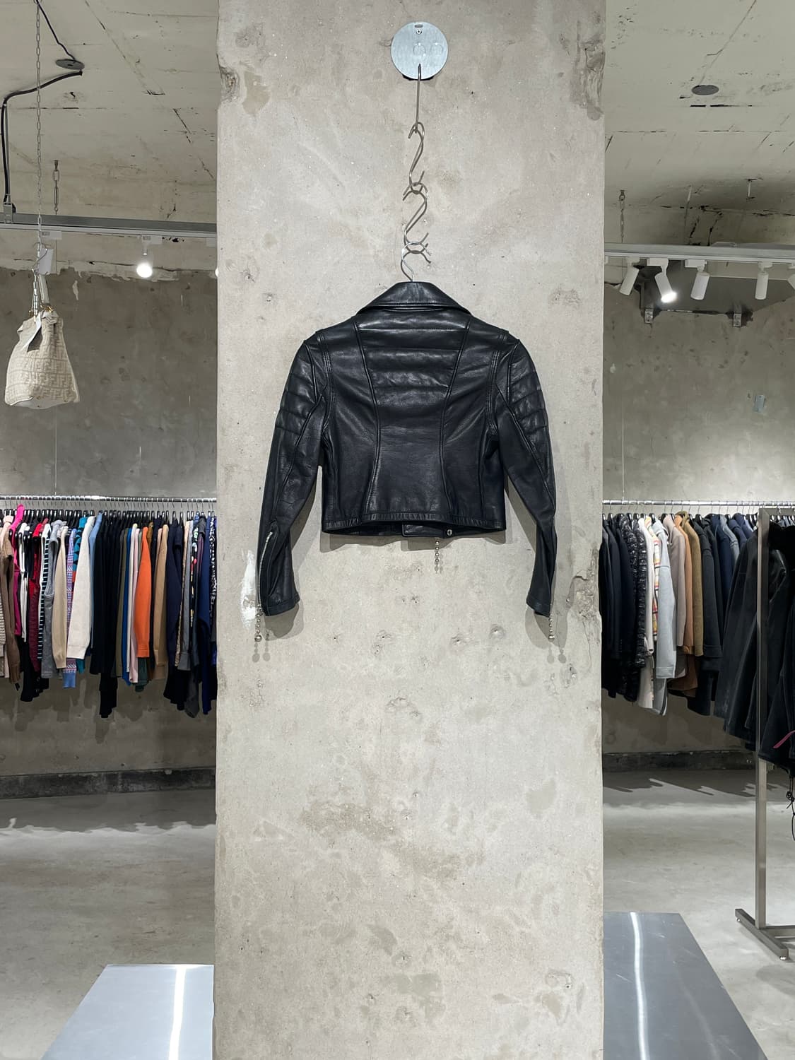 언더커버 블랙 카우하이드 레더 더블 라이더 자켓 상품이미지6