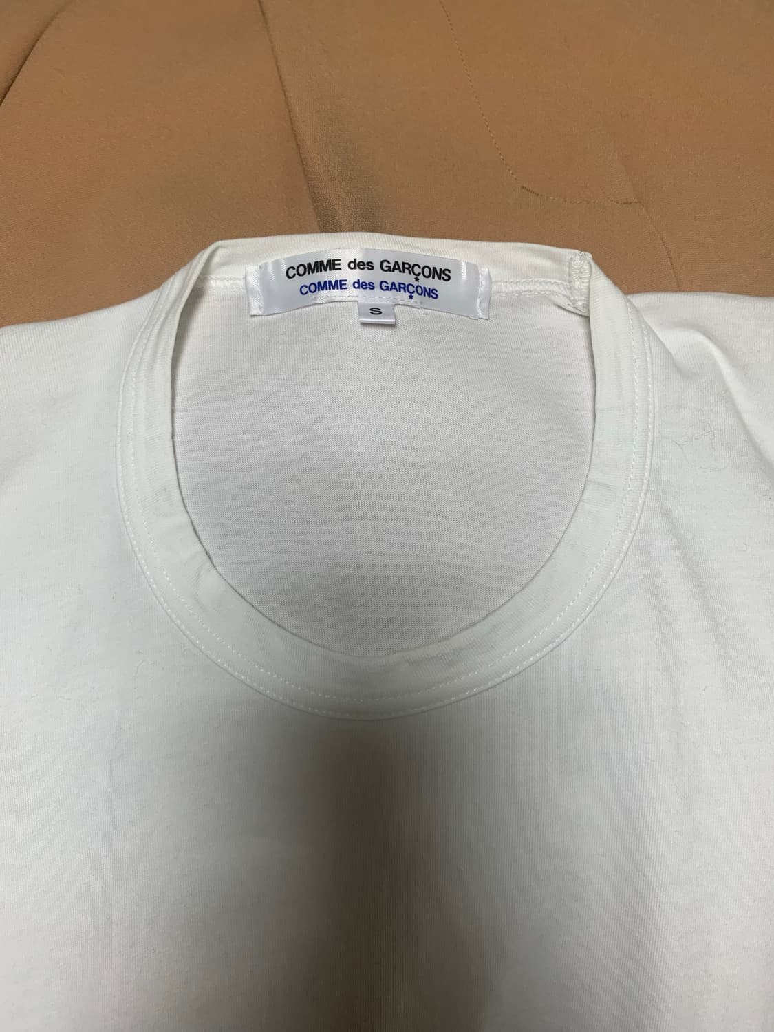꼼데가르송 화이트 티셔츠 상품이미지8