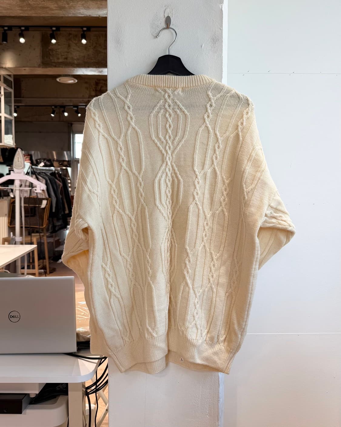 버버리 아이보리 크레스트 로고 케이블 니트  상품이미지7