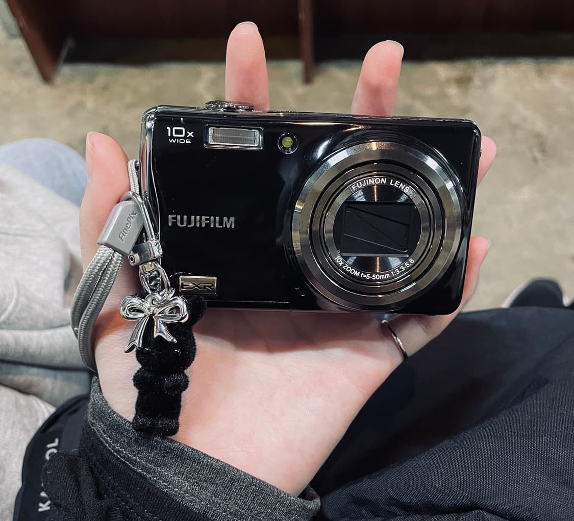 후지필름 파인픽스 F80EXR 블랙 / 아일릿 원희디카 후속모델 상품이미지1