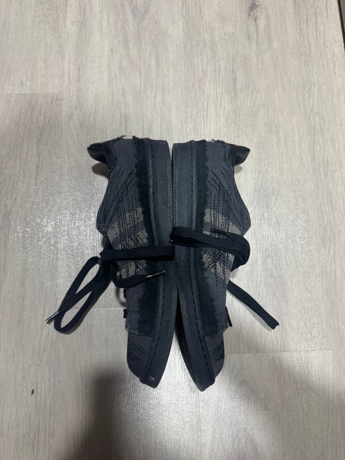 아디다스 x 유스 오브 파리 캠퍼스 80s 코어 블랙 상품이미지3