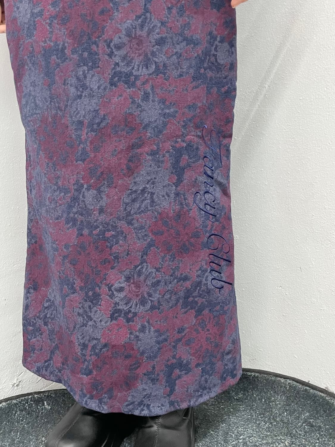 팬시클럽 오리엔탈 플로럴 로고 롱스커트  상품이미지3