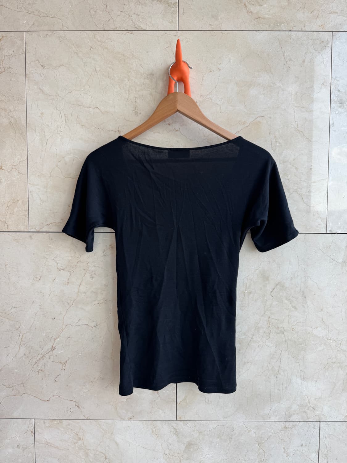 르메르 Lemaire 여성 세컨 스킨 티셔츠 블랙 xs / 오프화이트 m 상품이미지7