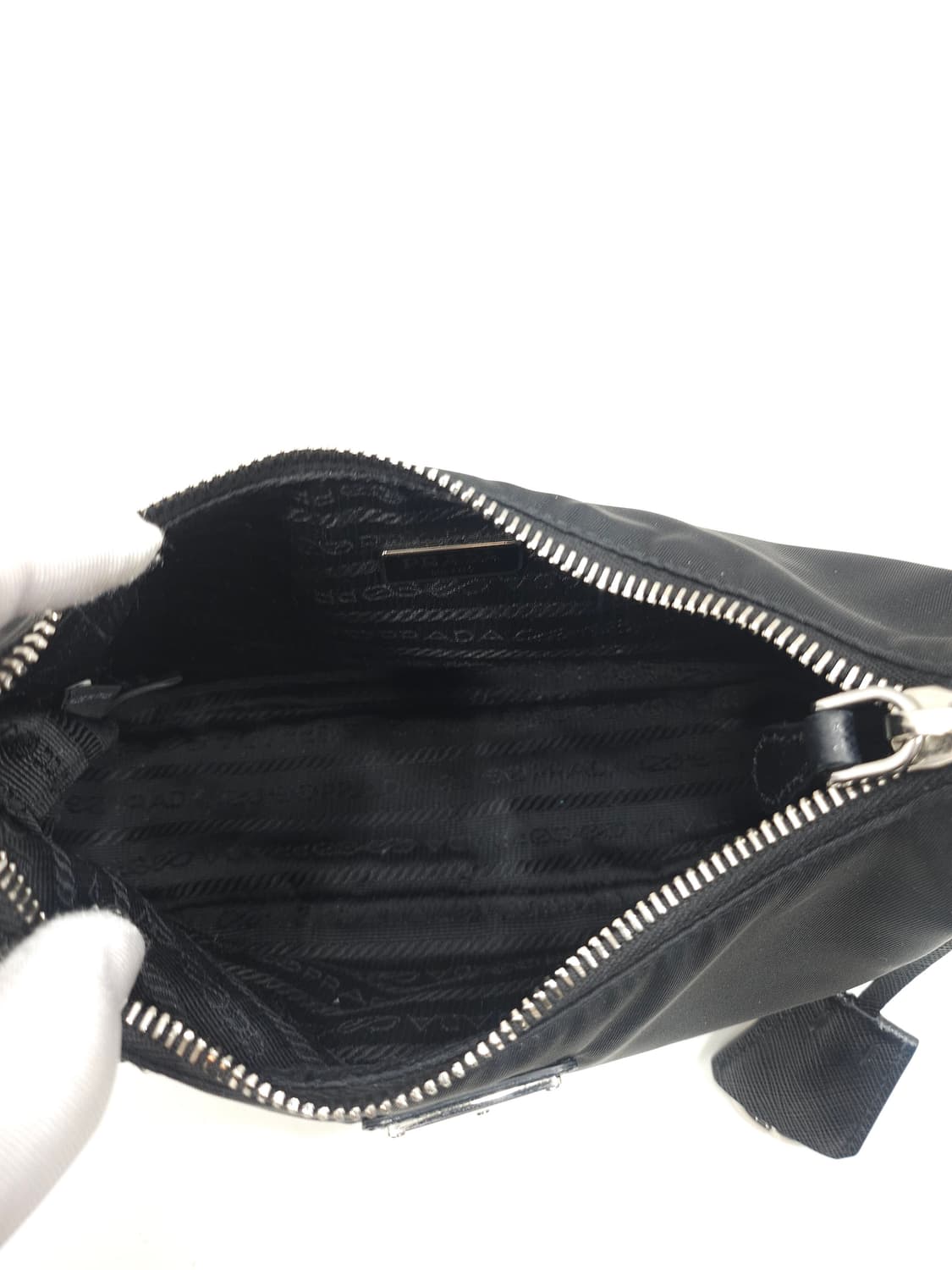 프라다 리에디션 2005 리나일론 호보백 상품이미지6