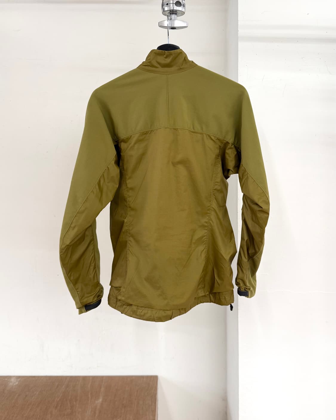 아크테릭스 리프 페트롤 소프트쉘 자켓 상품이미지6