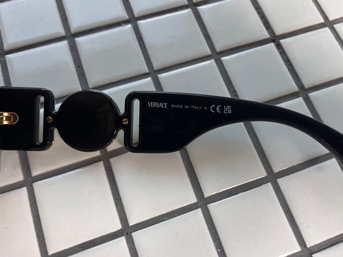 Versace Gold Medusa Biggie Sunglasses 상품이미지7