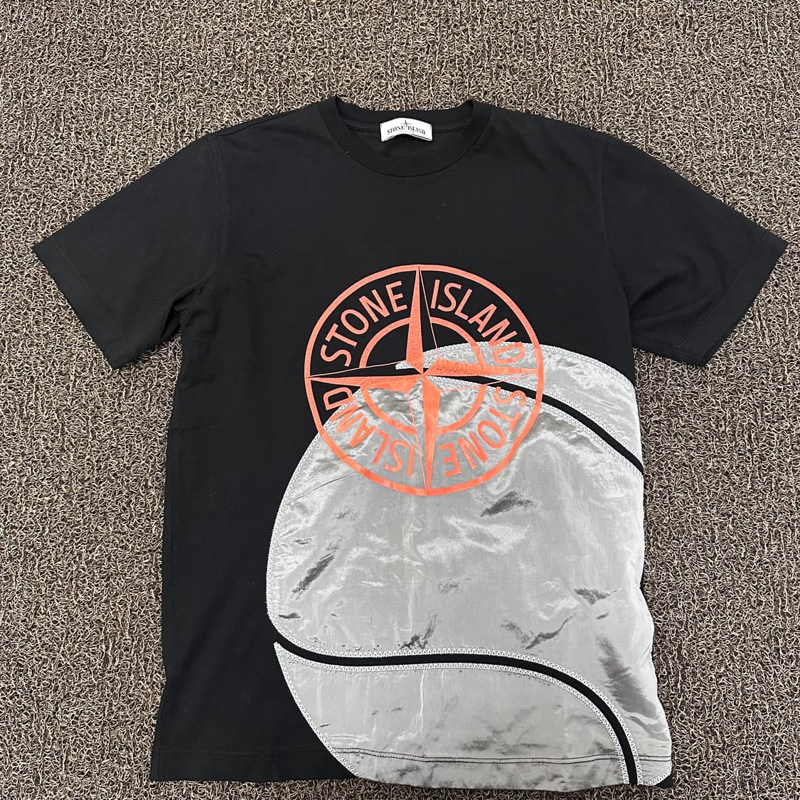 스톤아일랜드 여성 반팔티셔츠 블랙 상품이미지1