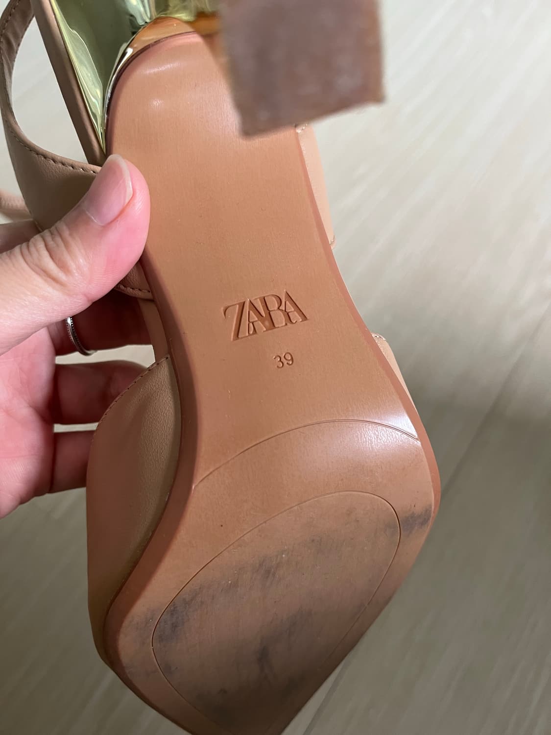 자라 베이지 샌들 상품이미지4