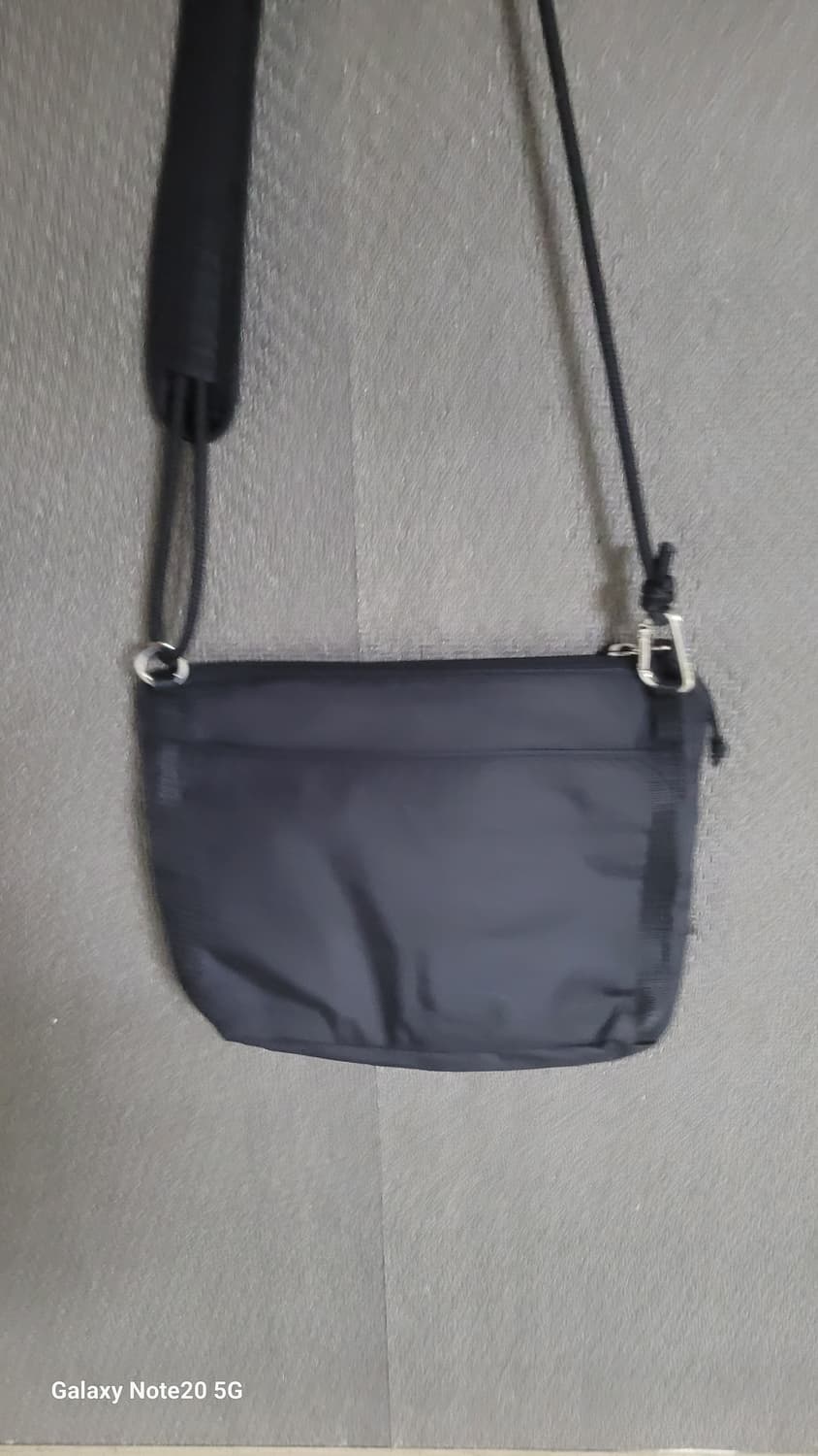 룰루레몬 크로스백 상품이미지4