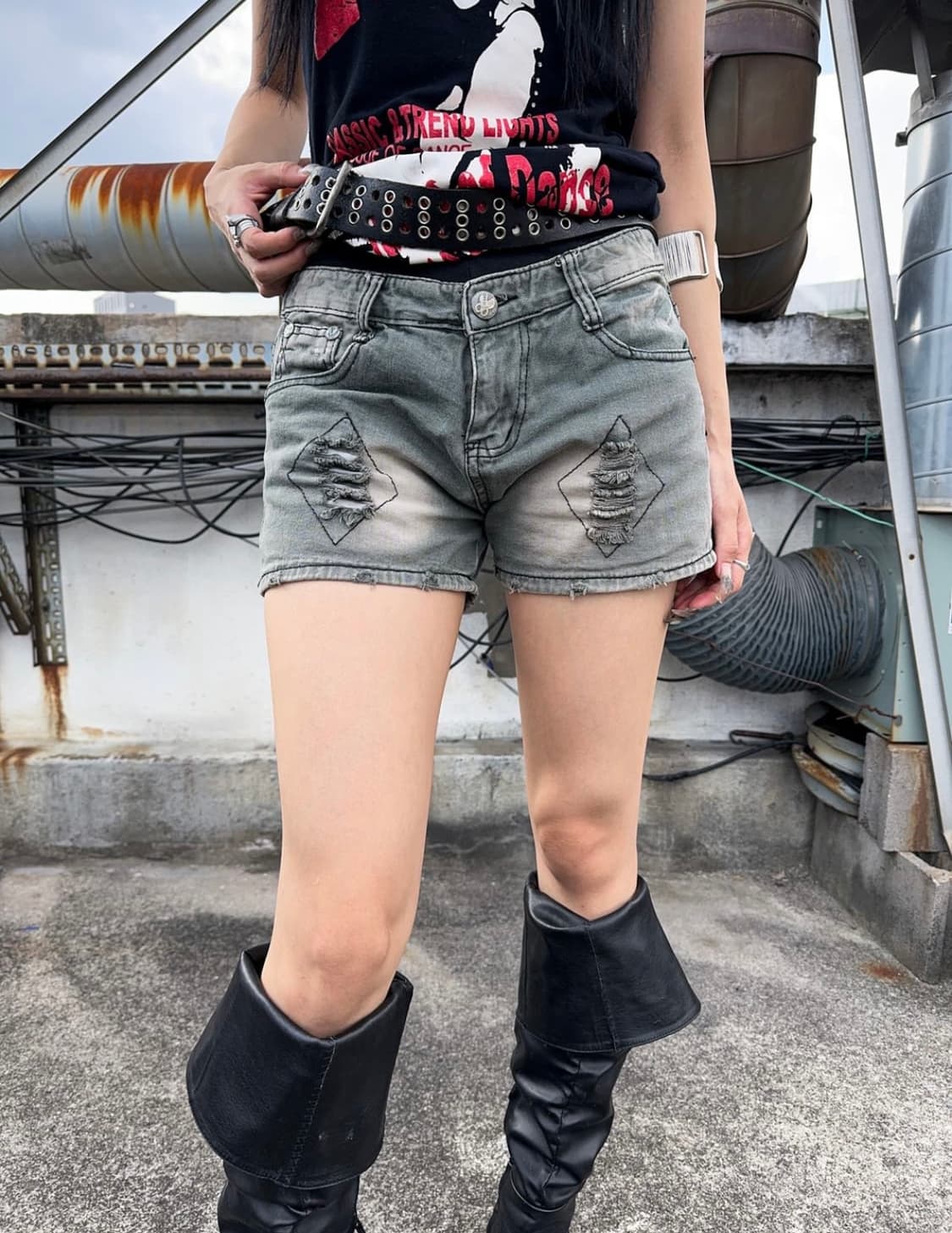 Green washing damage shorts 상품이미지1