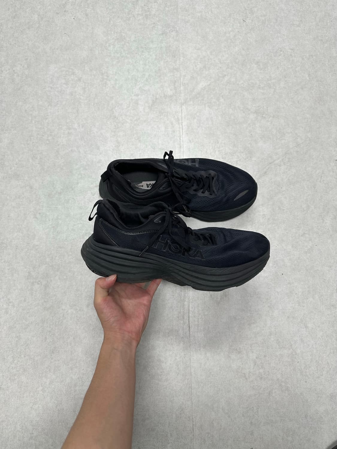 HOKA Bondi 8   상품이미지1