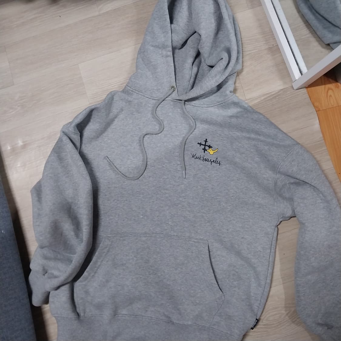 마크 곤잘레스 후드티 그레이 상품이미지1