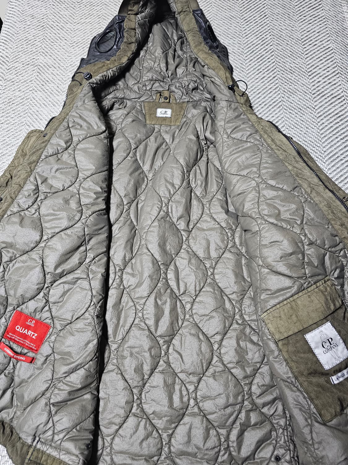 C.P컴퍼니 QUARTZ LA MILLE EXPLORER JACKET 상품이미지8