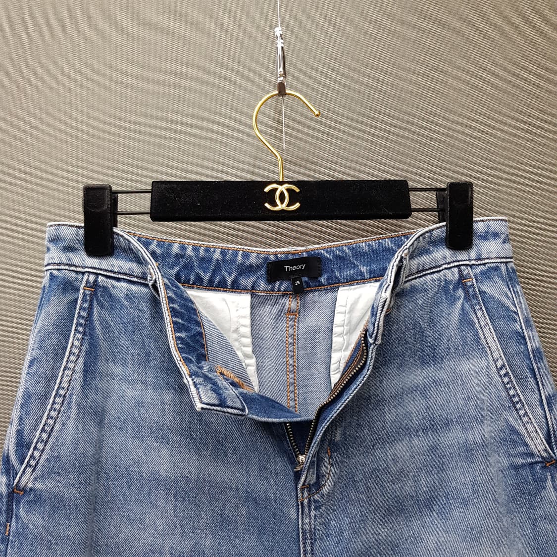 띠어리 Theory 2024 와이드핏 라이트 데님 팬츠 25사이즈 상품이미지3
