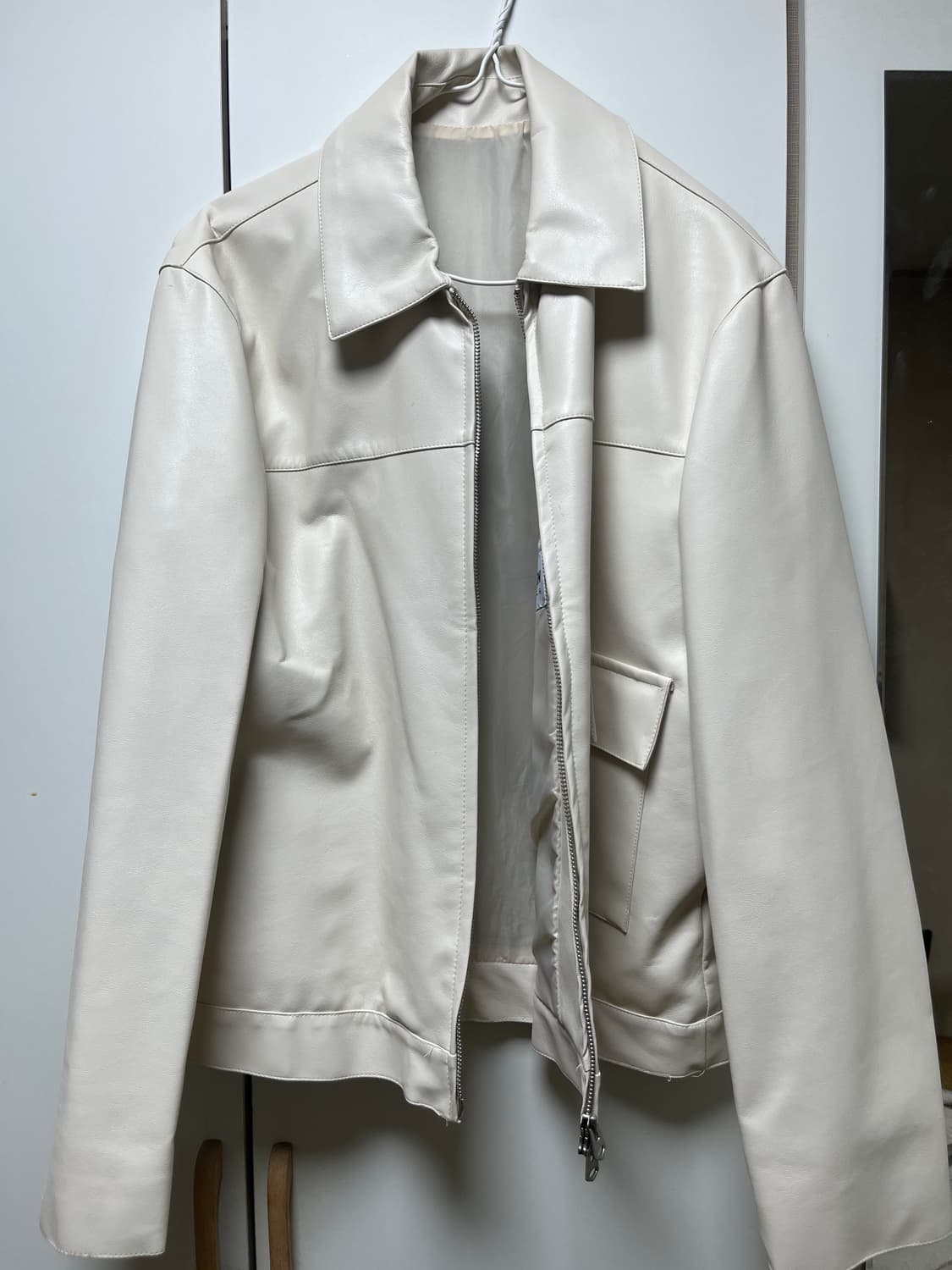 화이트 가죽 자켓 상품이미지2