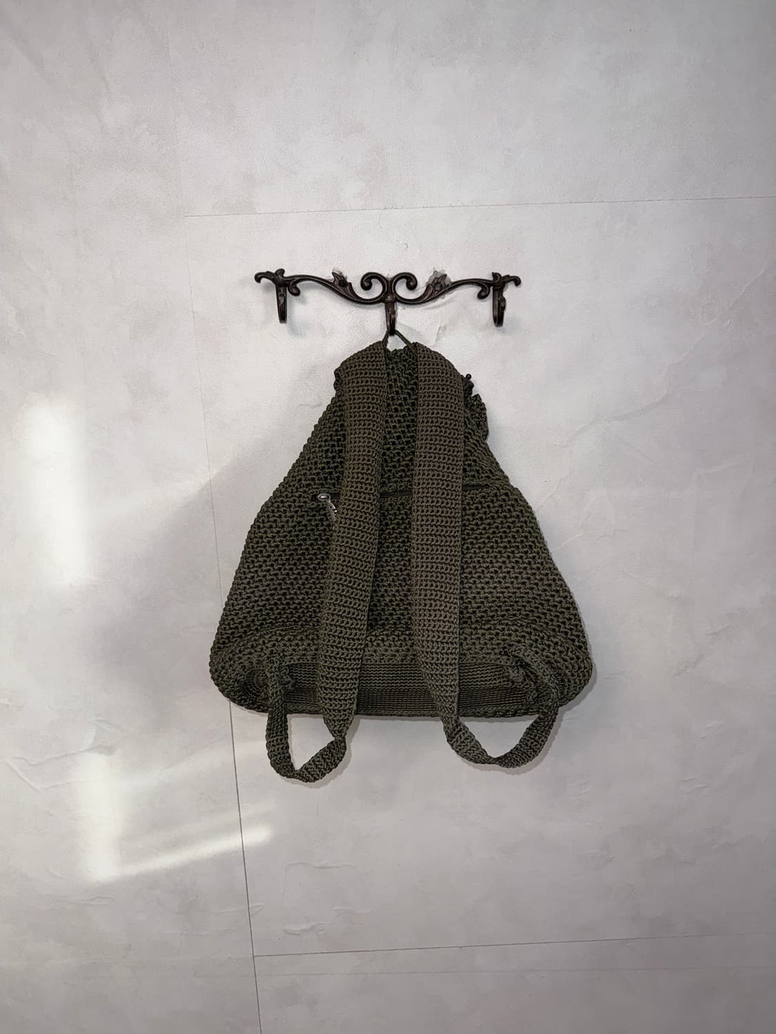 Khaki duffle button net knit backpack  상품이미지3