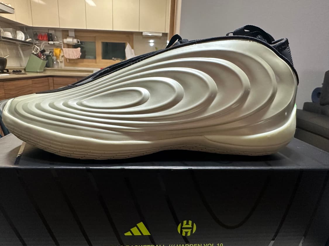 아디다스 하든 볼륨 7 농구화 베이지 260mm 상품이미지3