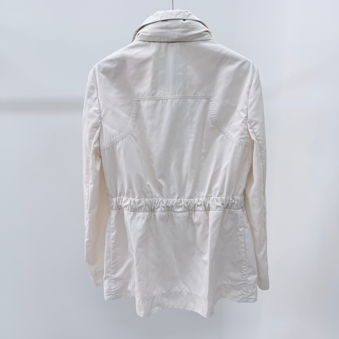 [S+급/2] 몽클레어 오크레 여성 후드 바람막이 자켓 아이보리 상품이미지5