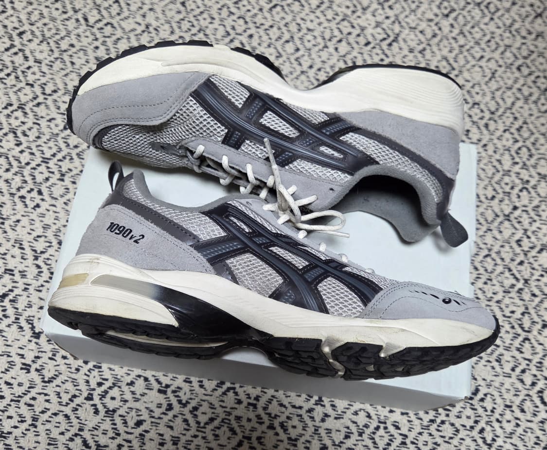 아식스 젤 1090 V2 오이스터그레이 275 상품이미지1