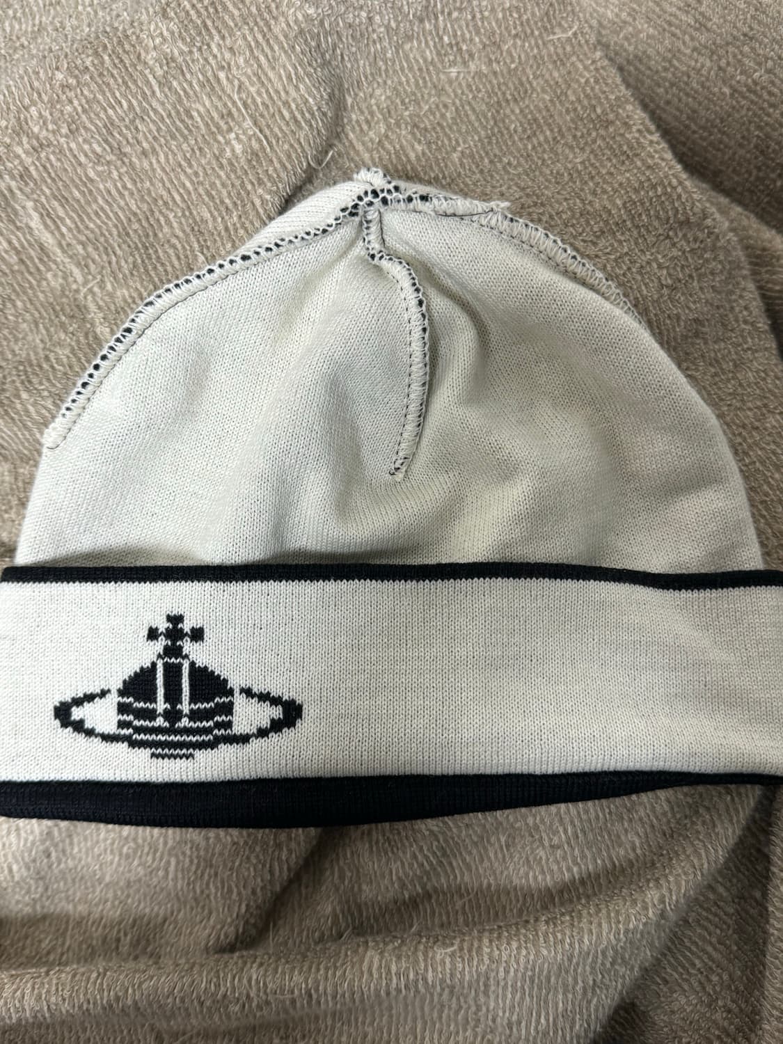 비비안웨스트우드 양면 비니 상품이미지2